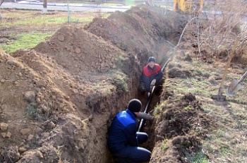 Специалисты "Труновскрайгаз" произвели пуск газа к пятому Вечному Огню Труновского района