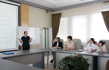 Специалисты «Ставропольгоргаз» обучились методам эффективной коммуникации с клиентами
